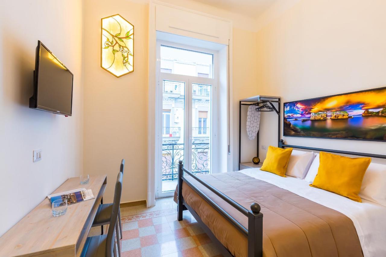 Central Station Apartments & Suites Napoli Exterior foto
