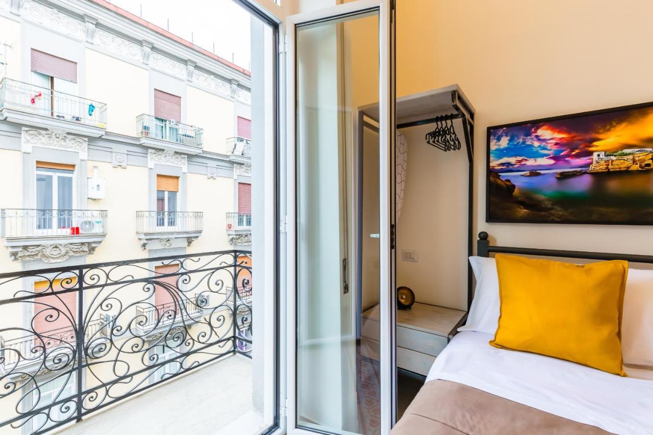 Central Station Apartments & Suites Napoli Exterior foto