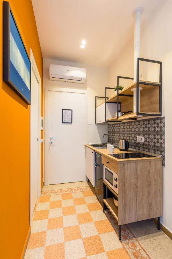 Central Station Apartments & Suites Napoli Exterior foto